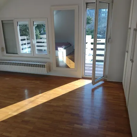 House Of Dreams Apartmán Sremska Kamenica